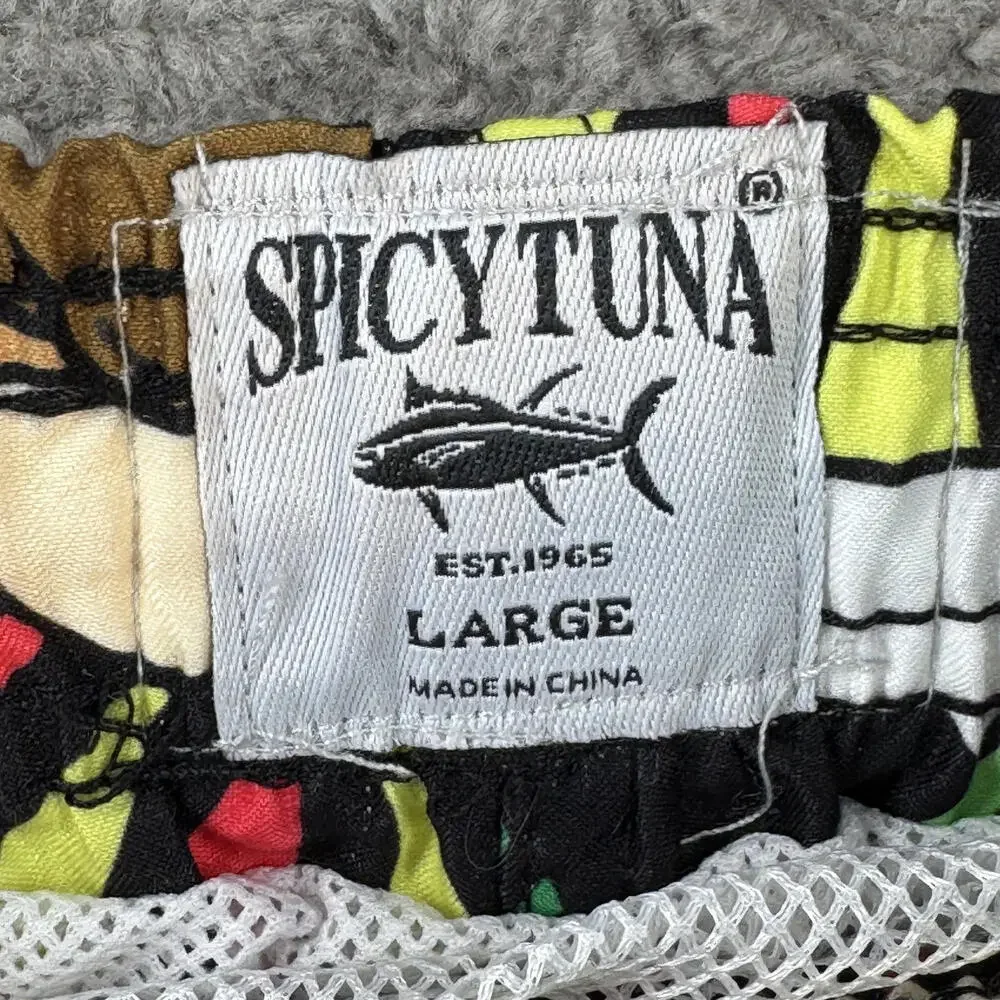 Spicy Tuna men board
